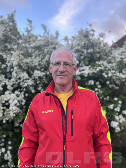 Erster Vorsitzender: Dr. Immo Borth